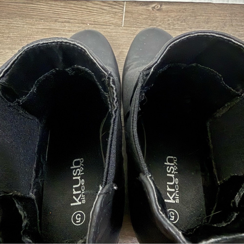 ASOS Black Ankle Boots - Picture 5 of 5